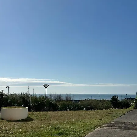 Апартаменты T2 En Bord De Et Port ! *